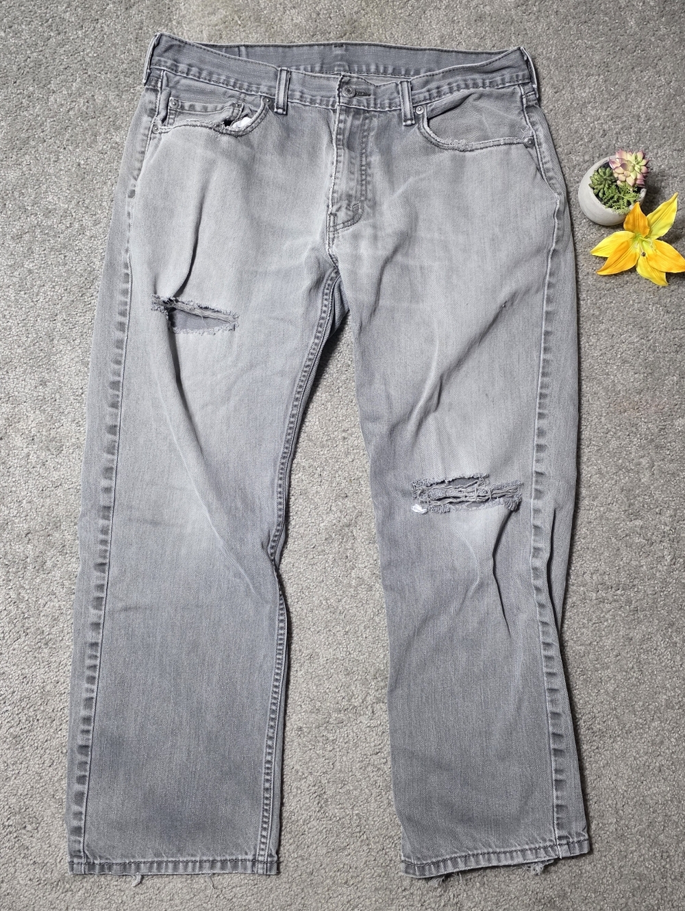 Levi Strauss Co Distressed Original Riveted 559 Gray Jeans 36 30 Men's